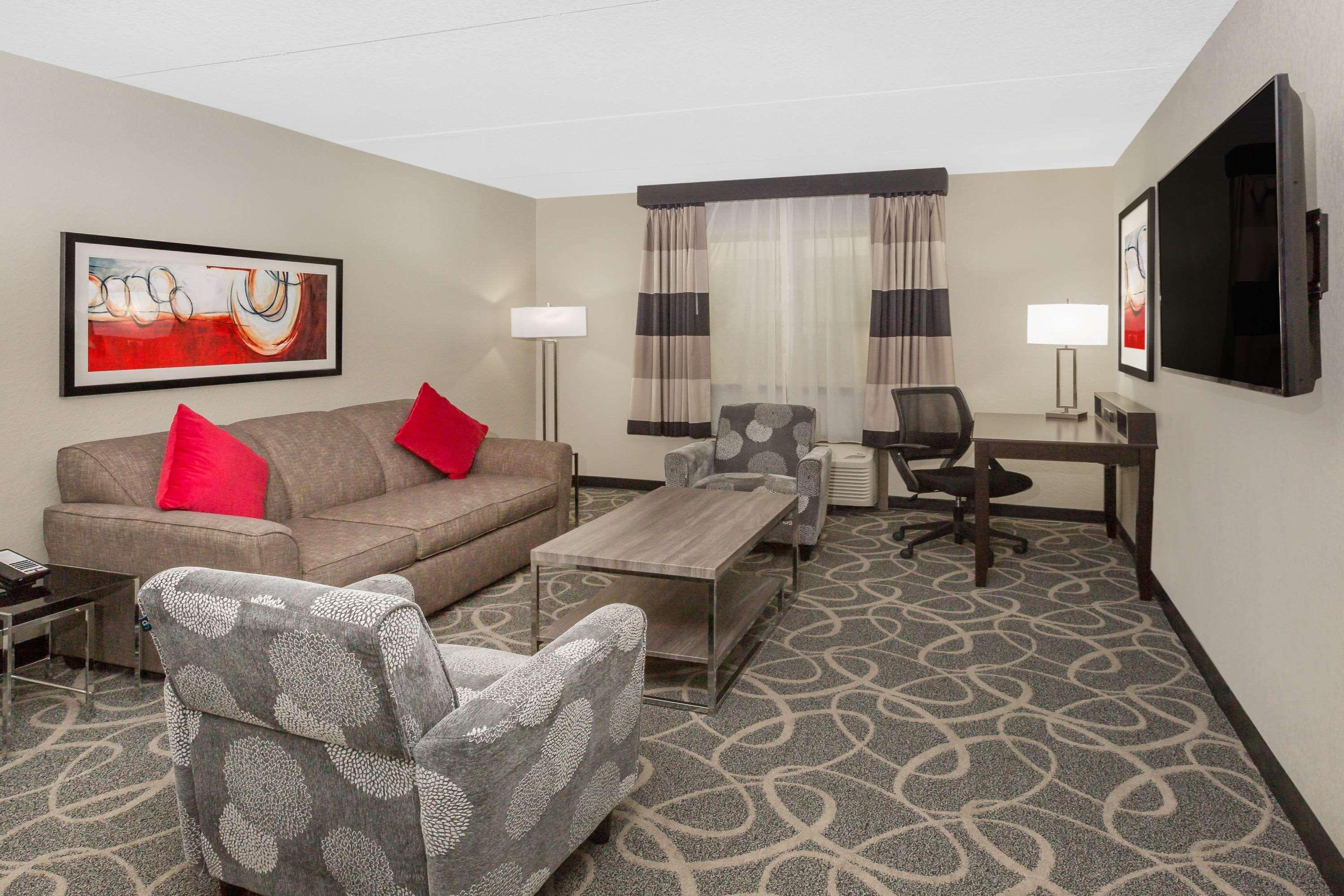 Clarion Inn Des Moines Airport Екстер'єр фото