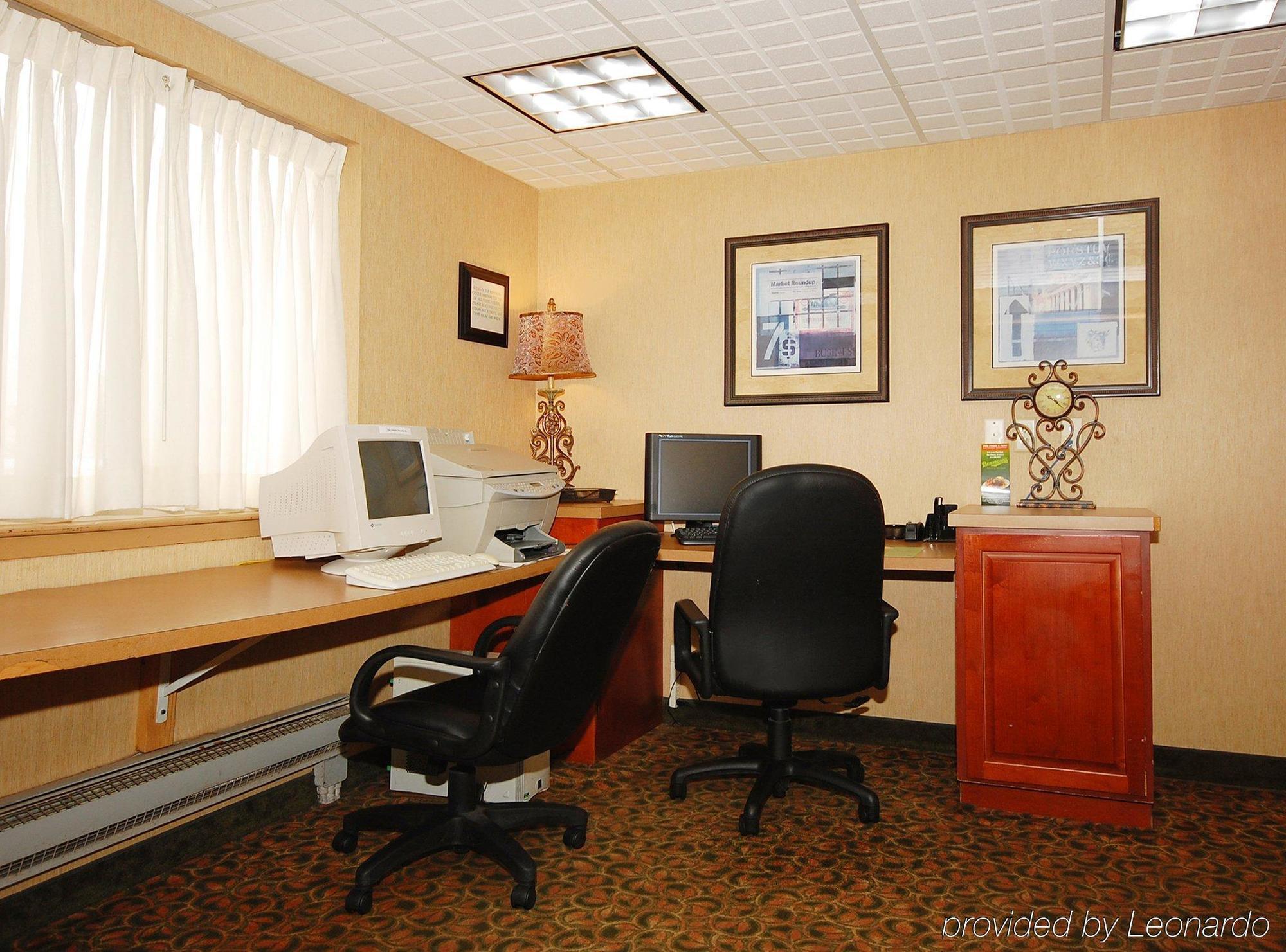 Clarion Inn Des Moines Airport Екстер'єр фото