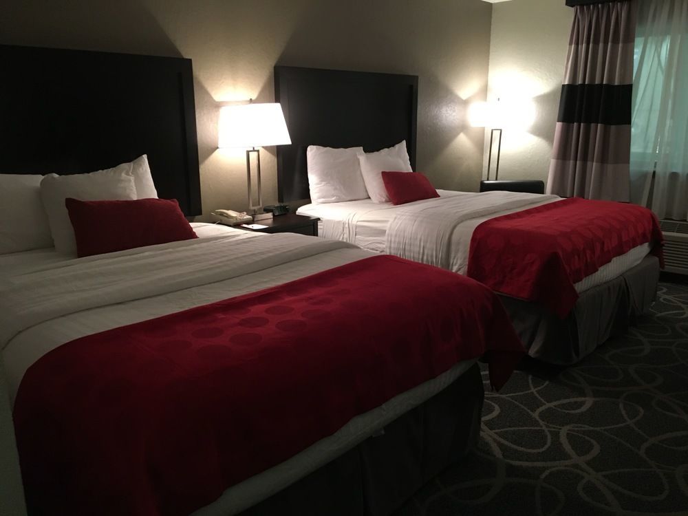 Clarion Inn Des Moines Airport Екстер'єр фото