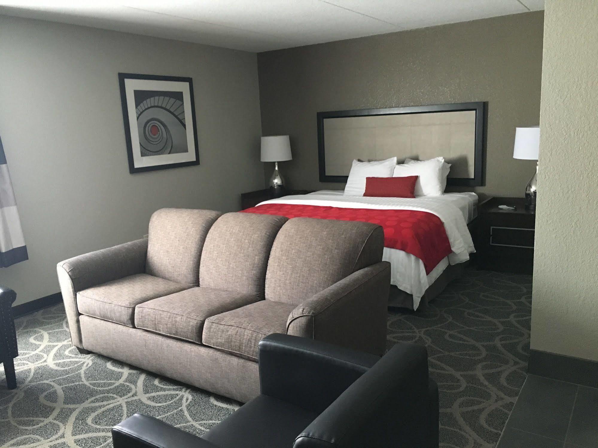 Clarion Inn Des Moines Airport Екстер'єр фото